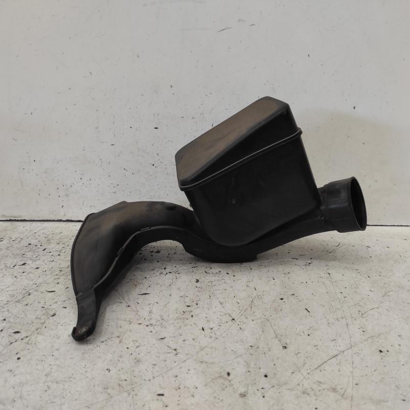 air cleaner duct/hose