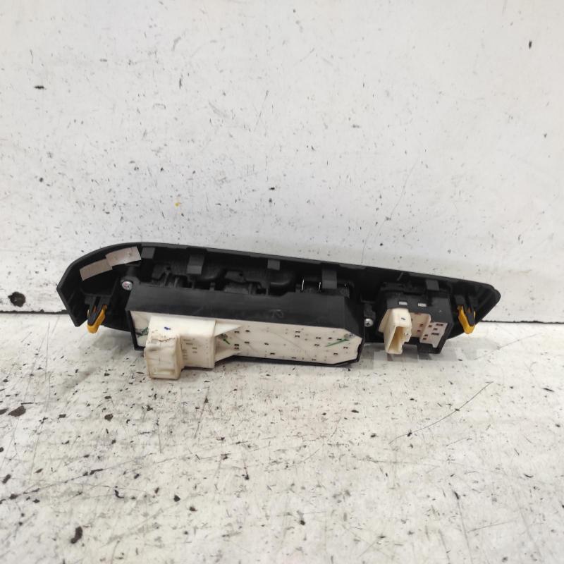 power door window switch