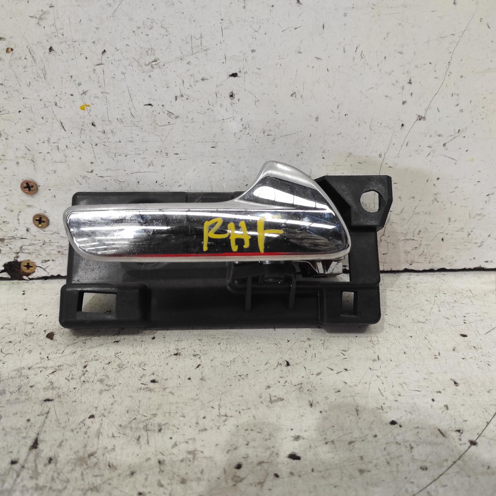Grandcherokee Door Handle 2011-2022 inner,rh front,wk,01/11-02/22 00021506 #669288