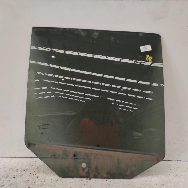 door window rear right