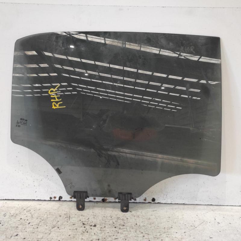 door window rear right