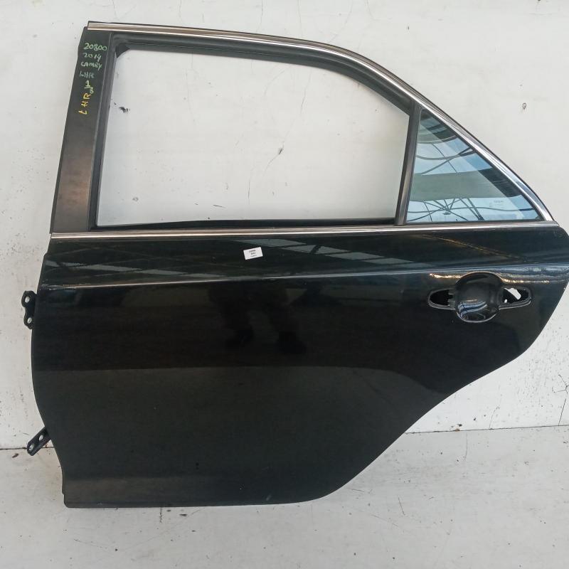 door/sliding rear left