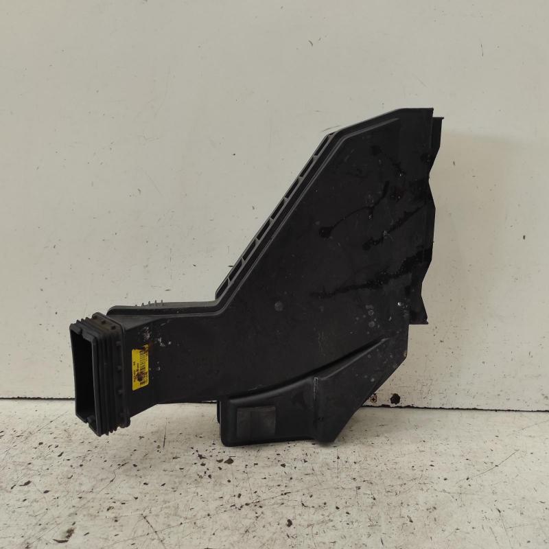 air cleaner duct/hose