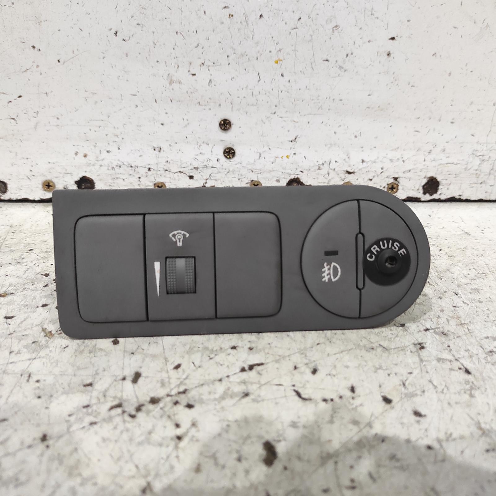 Iload/imax Miscellaneous Switch Relay 2007-2021 tq,dash dimmer switch,11/07-03/21 00021729 #669802