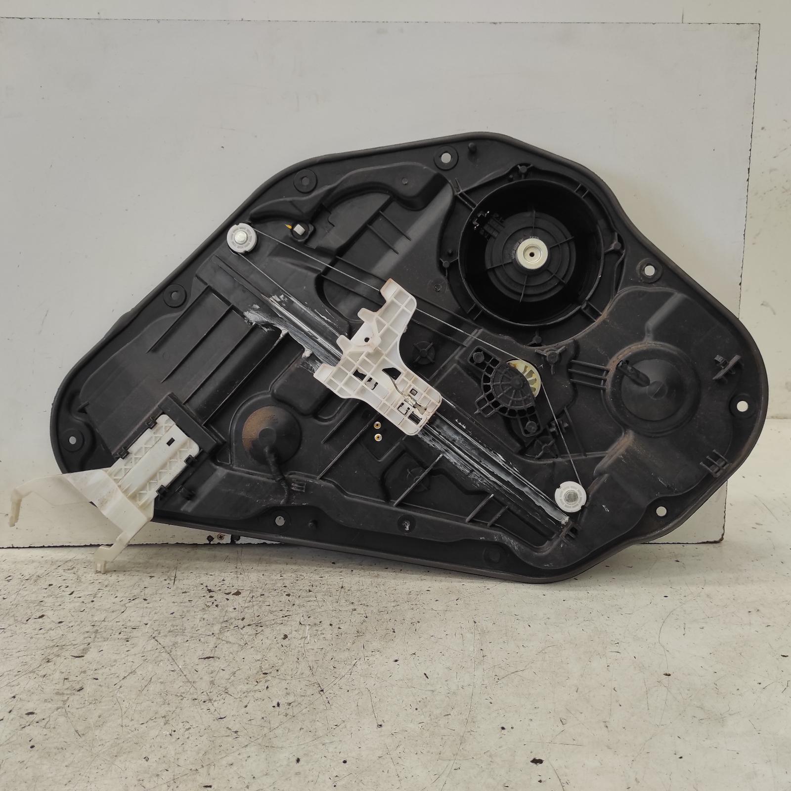 I30 Window Regulator/motor Rear Right 2012-2017 gd,hatch,door reg assy (reg and motor),(motor-2 pin),03/12-04/17 00021775 #670224