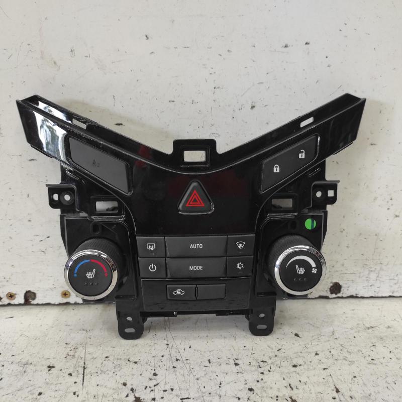 heater/aircon controls