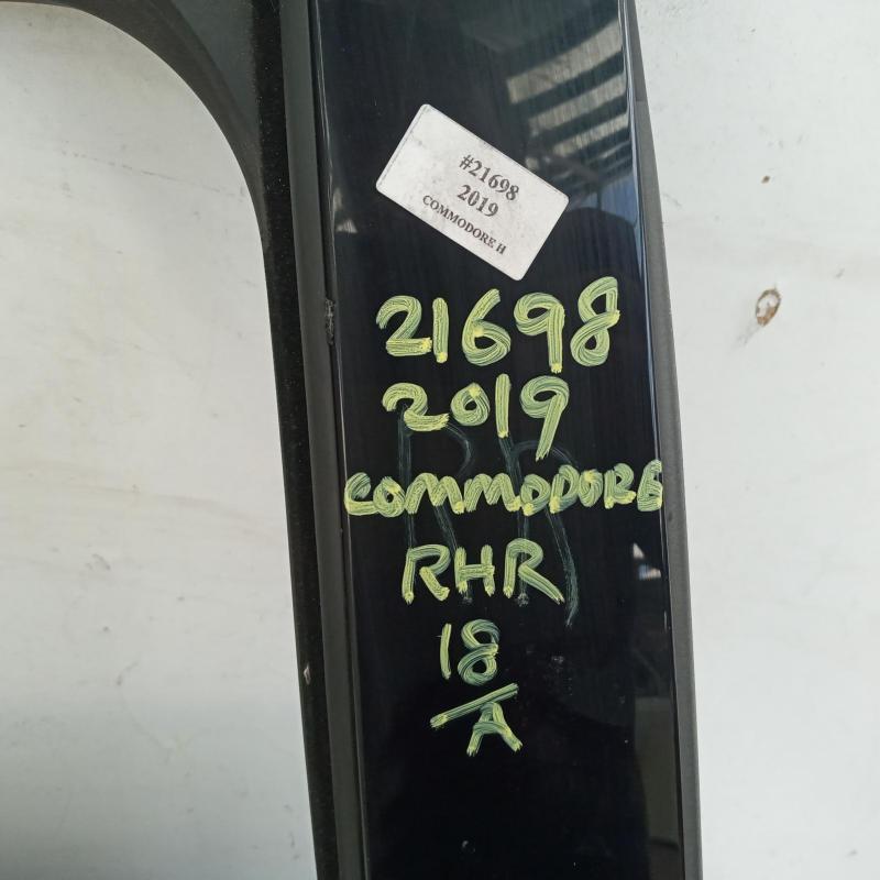 door/sliding rear right