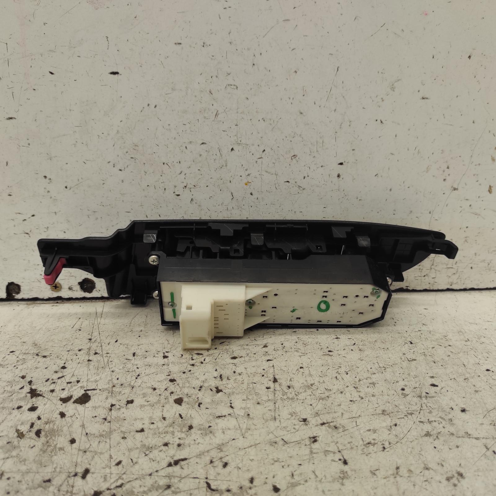Corolla Power Door Window Switch 2013-2019 rh front (master switch),zre172r,sedan,12/13-06/19 00021703 #670629