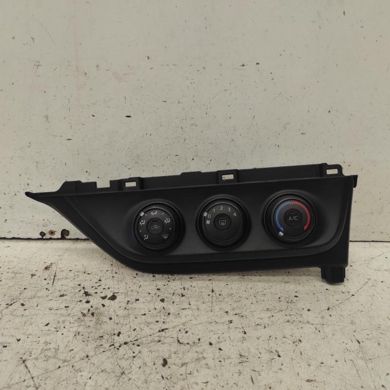 heater/aircon controls