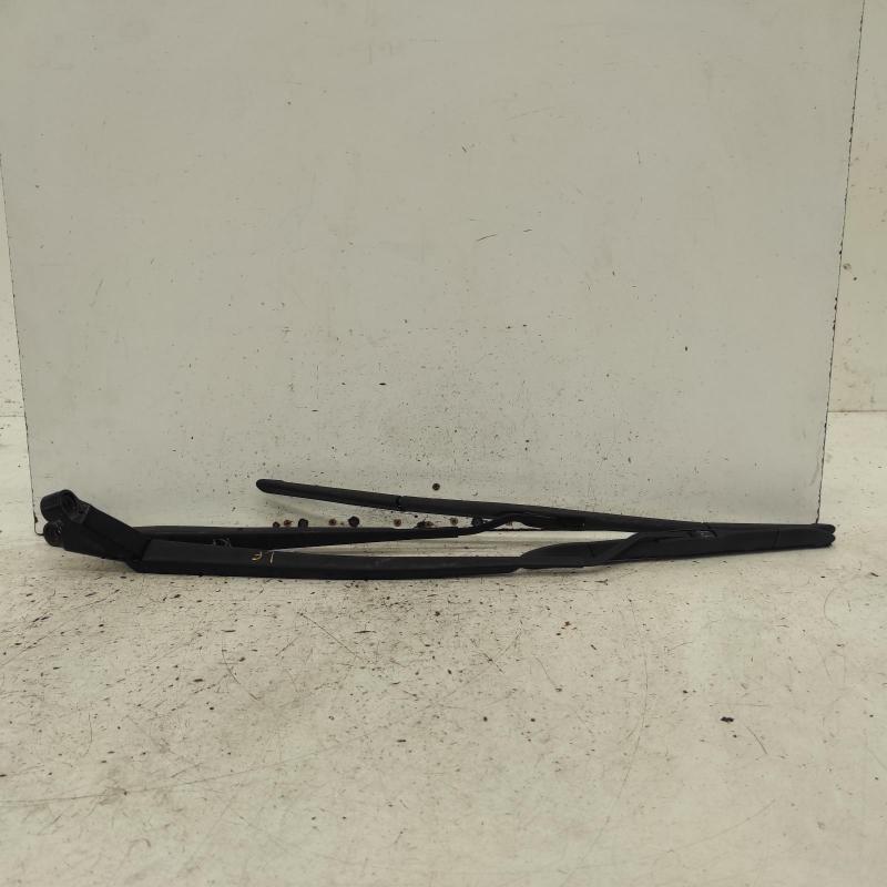 wiper arm