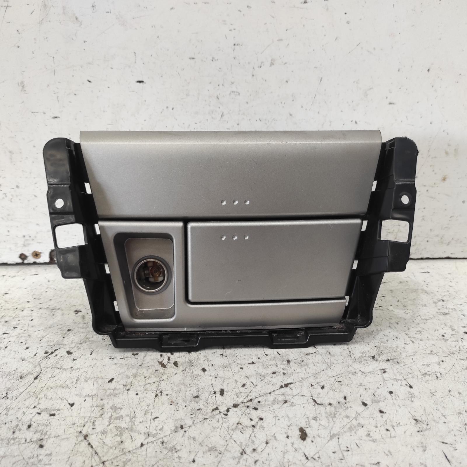 Camry Ashtray 2006-2012 xv40,06/06-02/12 00021734 #670741