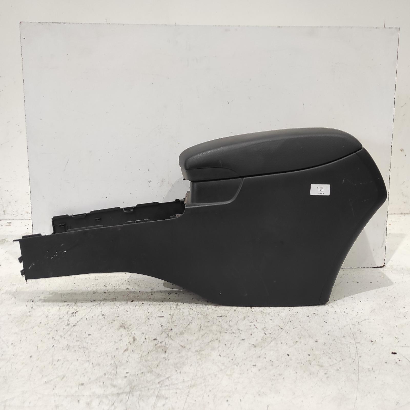Camry Console 2006-2011 acv40,console lid only,black,06/06-11/11 00021734 #670811