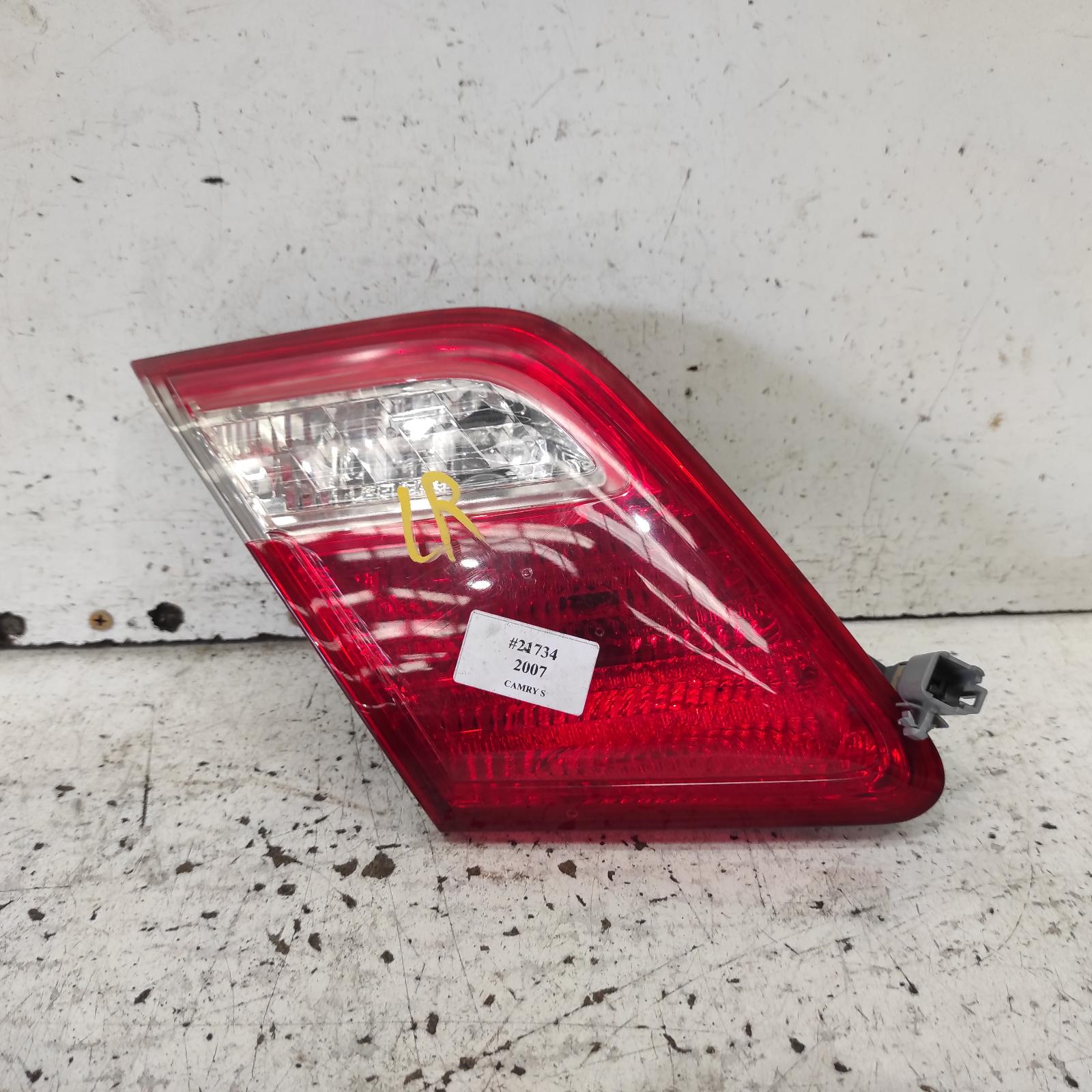 Camry Rear Garnish 2006-2009 bootlid lamp (lh side),acv40/sportivo,06/06-06/09 00021734 #670739