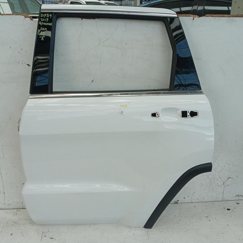 door/sliding rear left