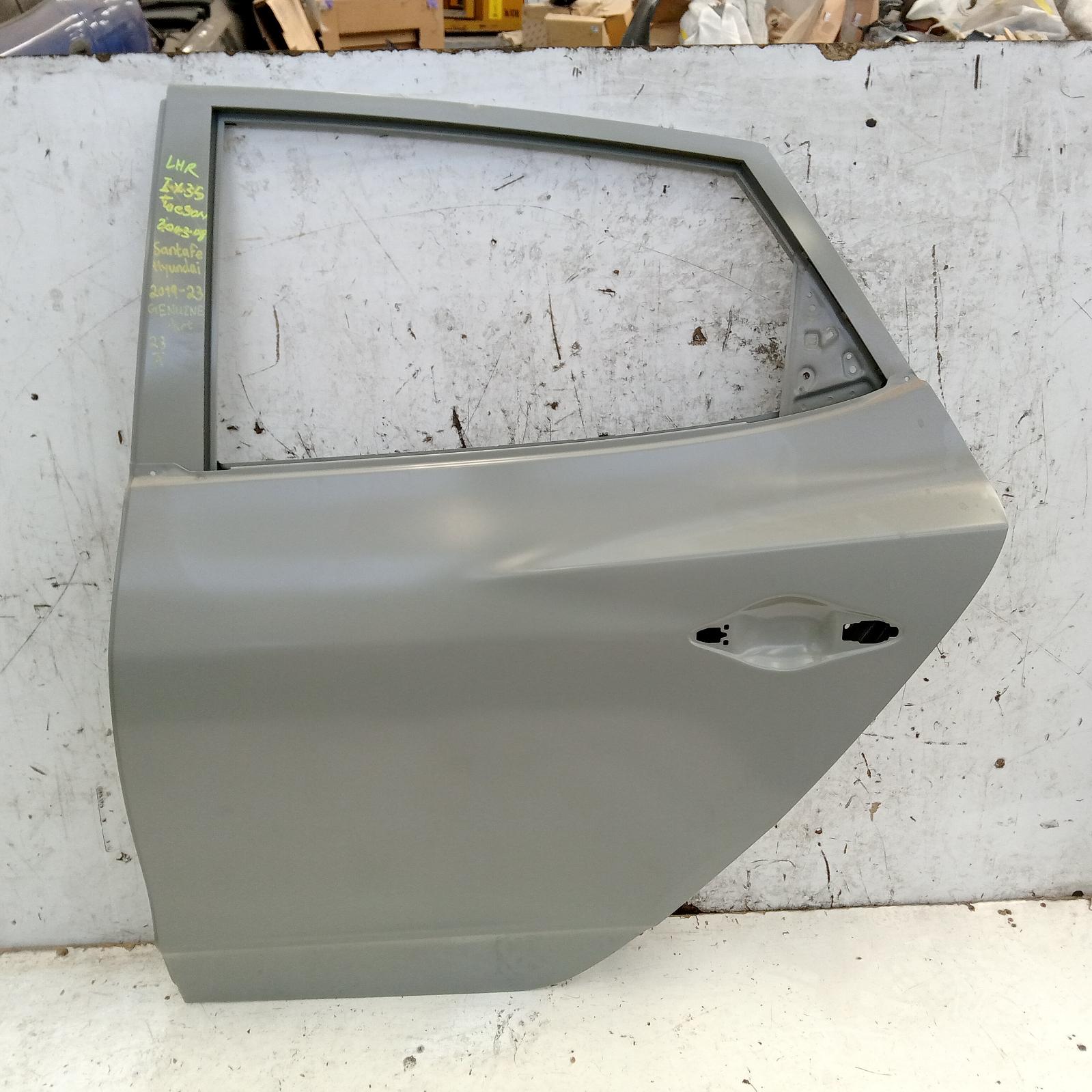 Ix35 Door/sliding Rear Left 2009-2016 lm series,non mould type,11/09-01/16 jami #671052