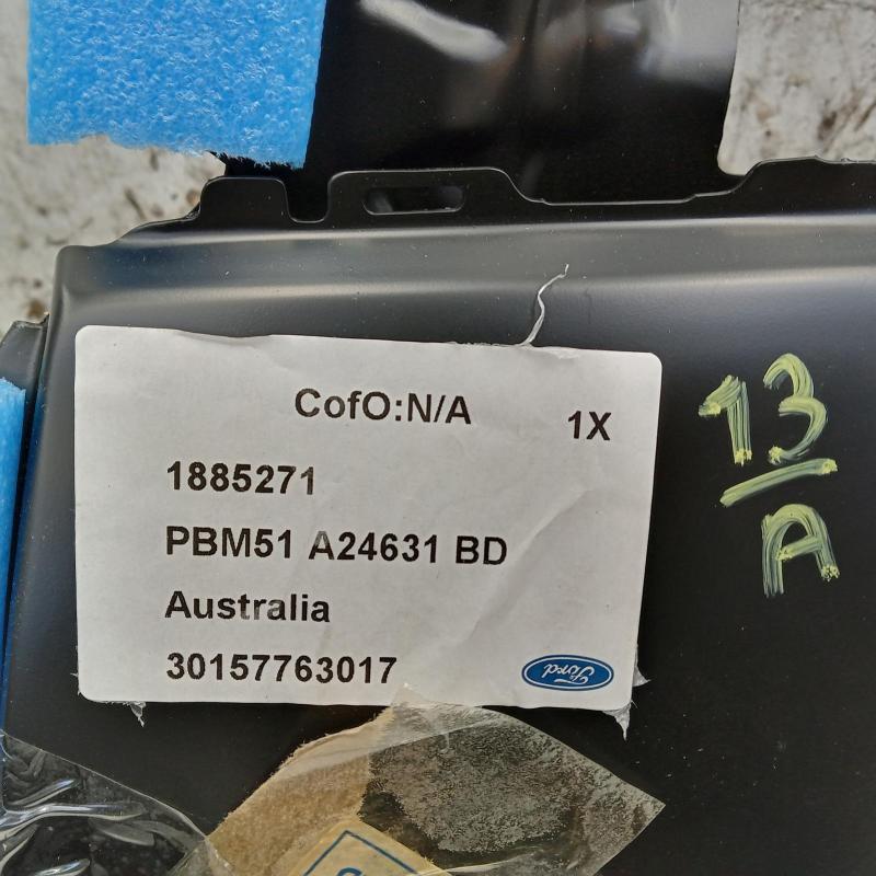 door/sliding rear left