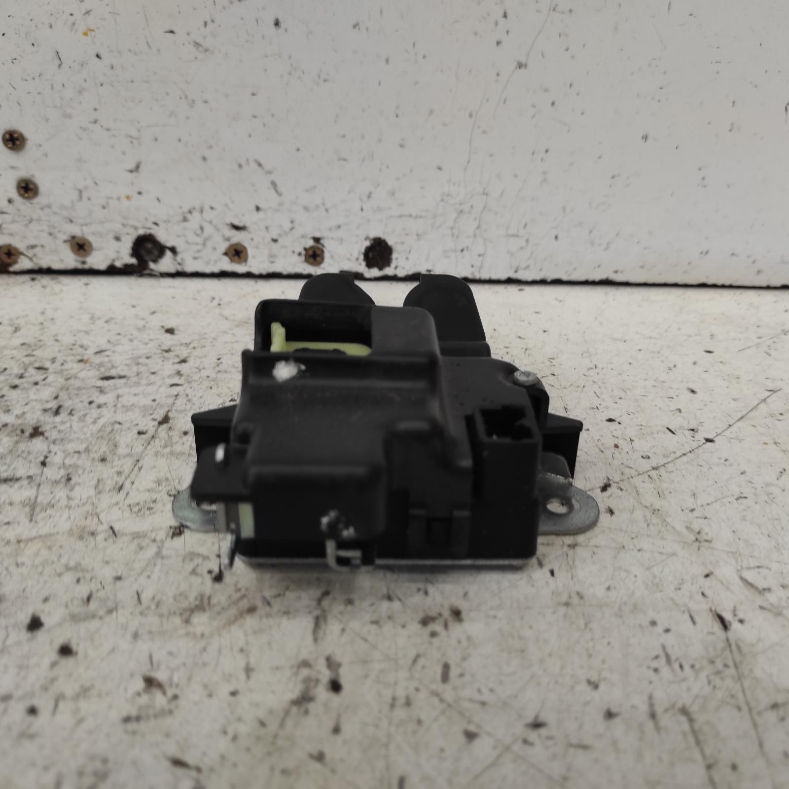 Elantra Door/boot/gate Lock 2011-2015 bootlid lock,md,03/11-11/15 00020822 #671370