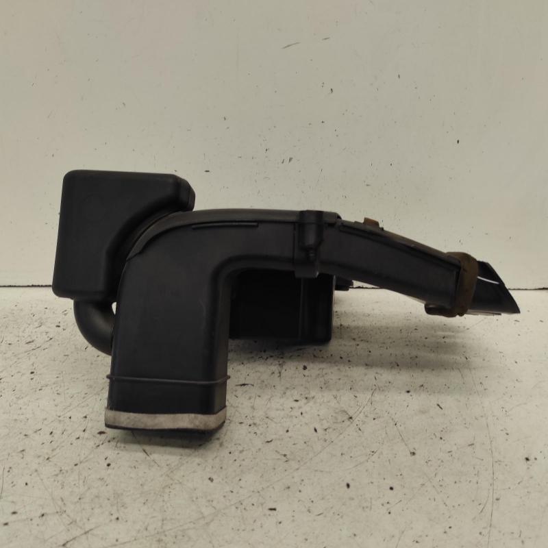 air cleaner duct/hose