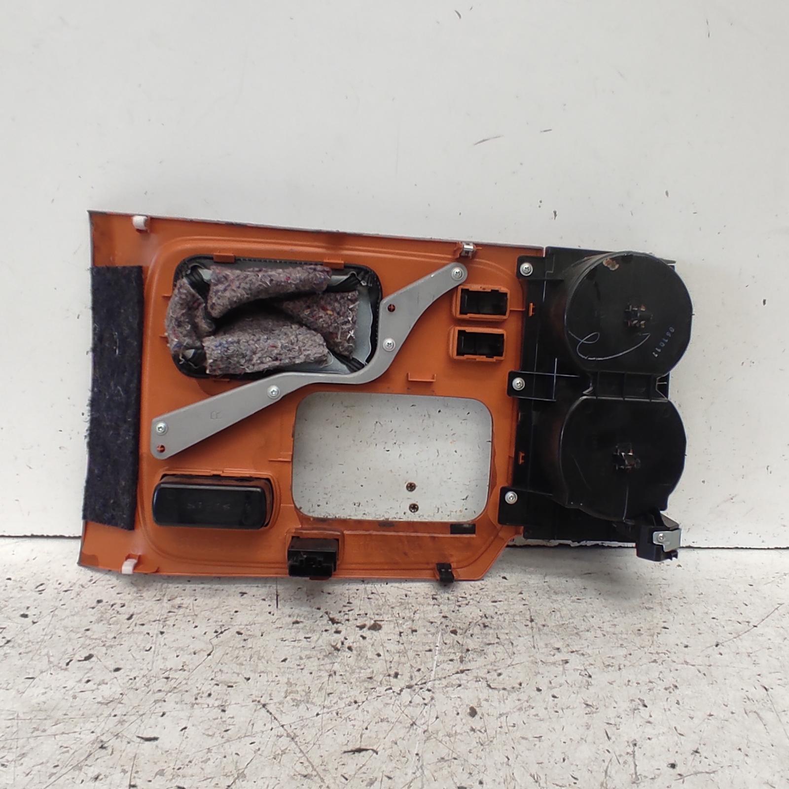 Landcruiser Console 1998-2007 100 series,auto t/m type,01/98-10/07 00021792 #672041