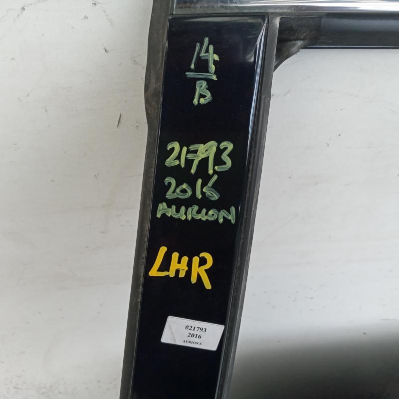 door/sliding rear left