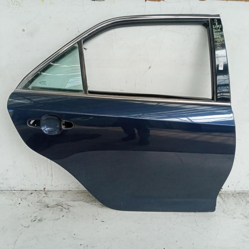 door/sliding rear right