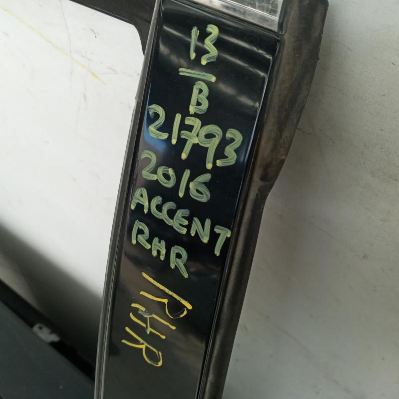 door/sliding rear right