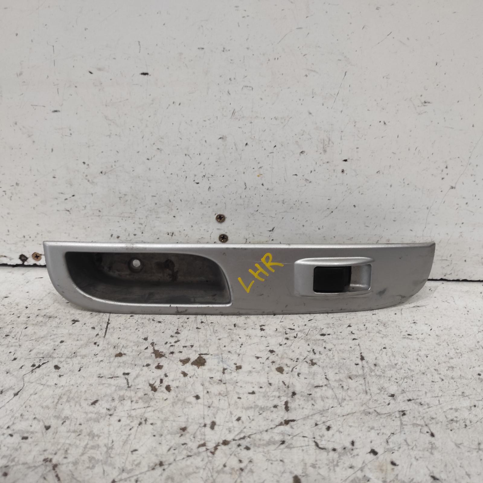Triton Power Door Window Switch 2006-2015 lh rear,ml-mn,07/06-04/15 00021673 #672310