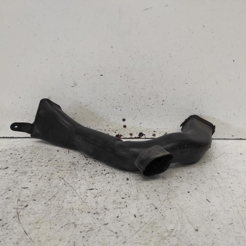 air cleaner duct/hose