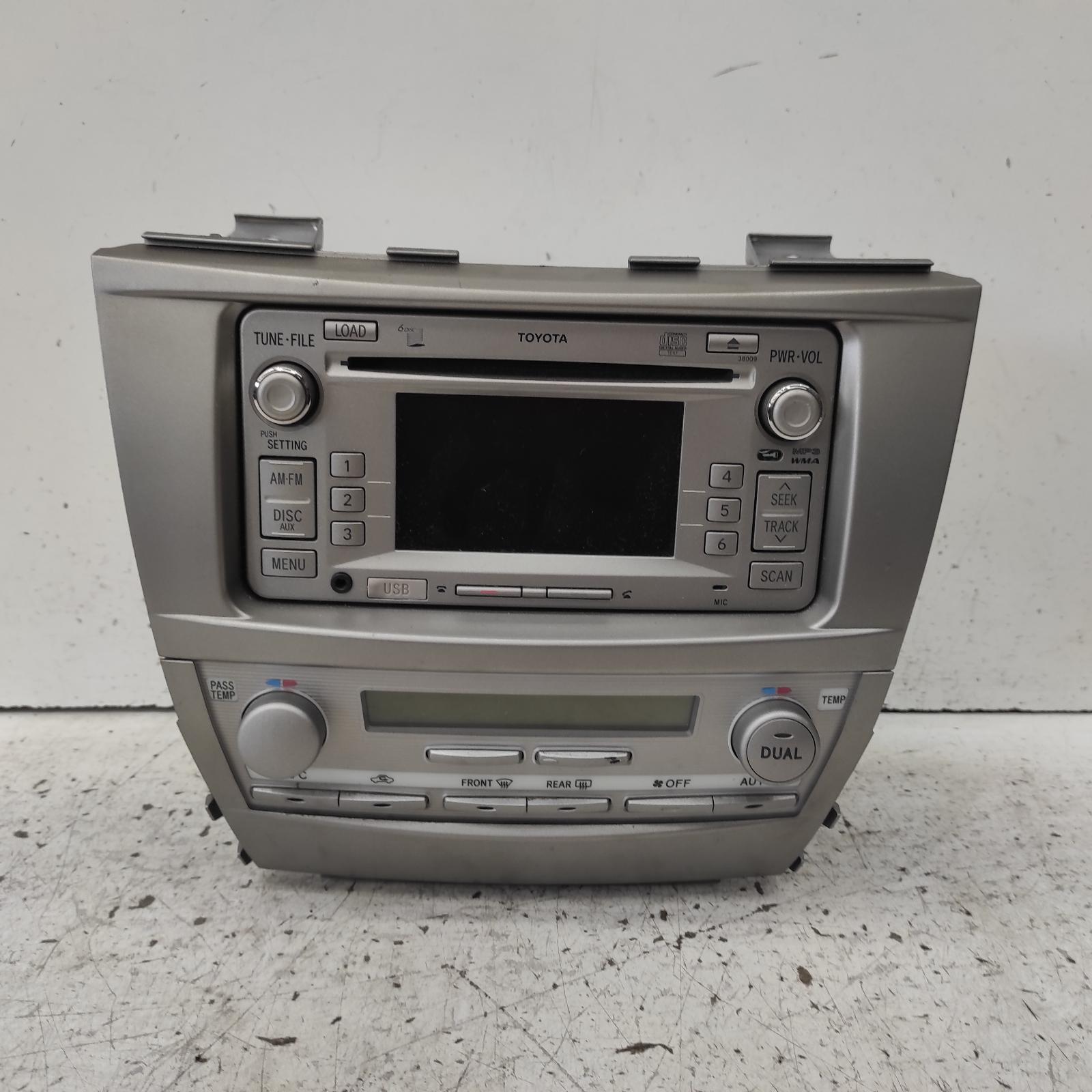 Aurion Stereo/head Unit 2006-2012 cd stacker-6 disc,gsv40r,w/ bluetooth & reverse camera type,10/06-03/12 00020987 #672893