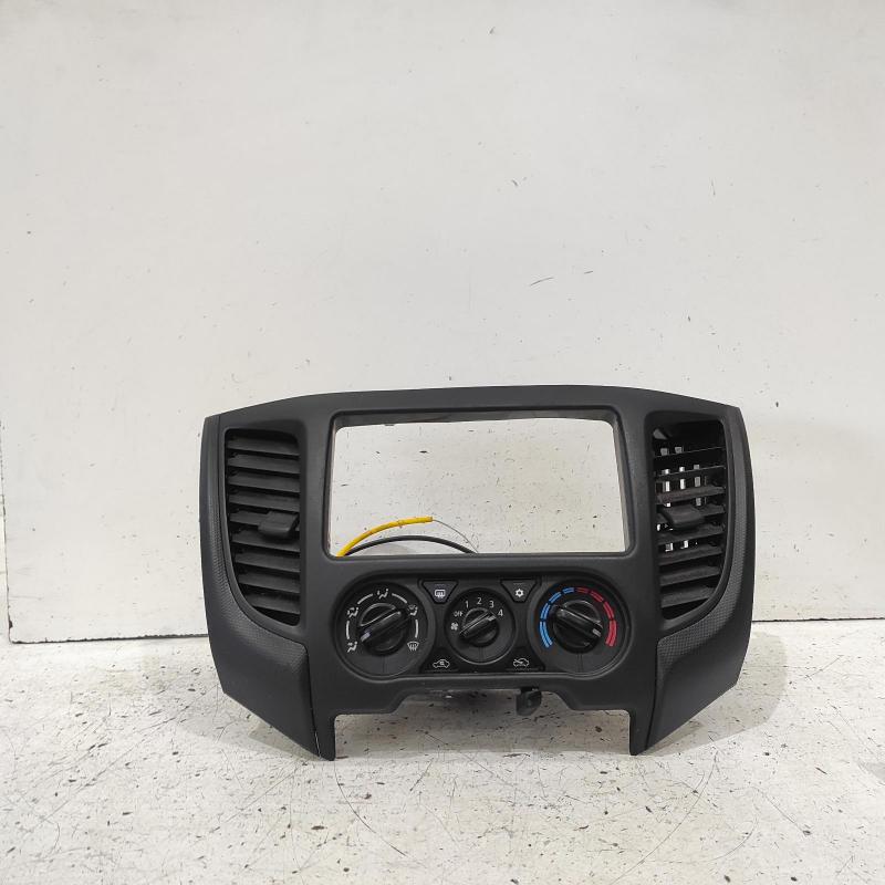 heater/aircon controls