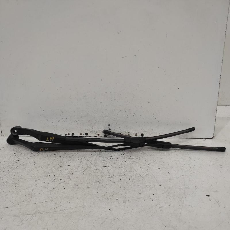 wiper arm