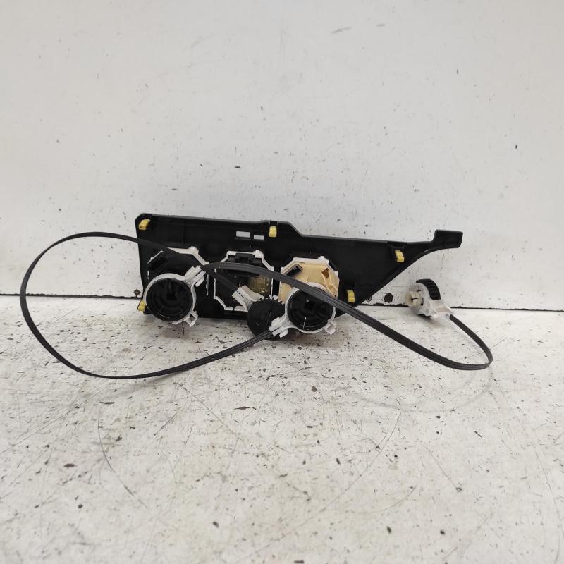 heater/aircon controls