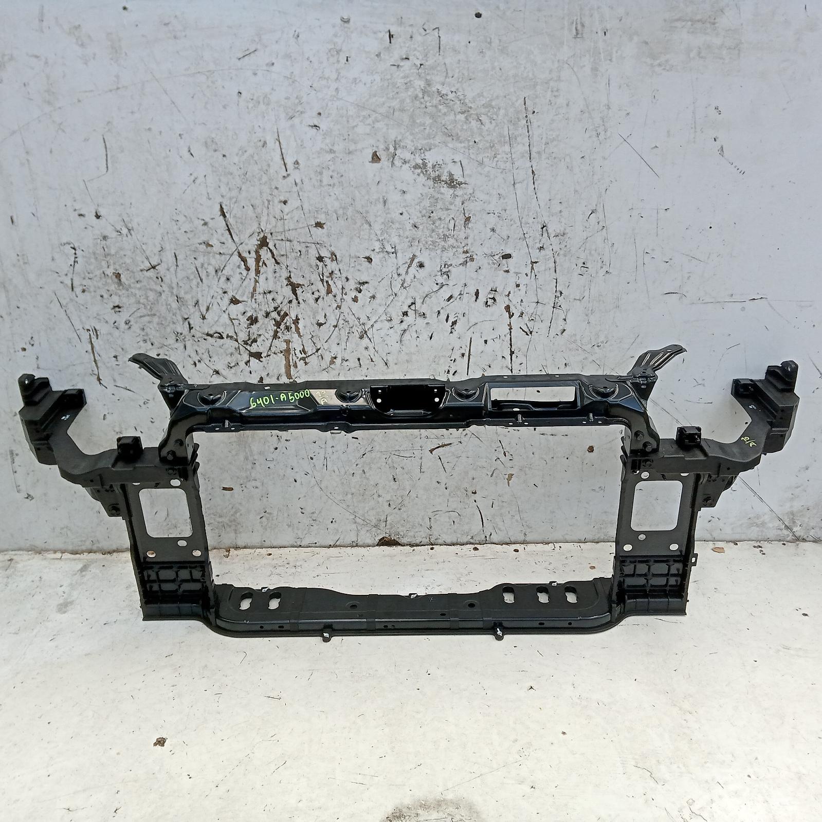 I30 Radiator Support 2012-2017 gd,bolt on type,5dr hatch,03/12-02/17 jami #673014