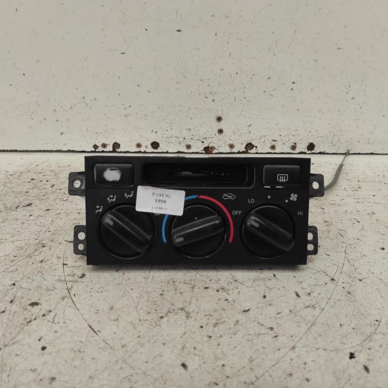 heater/aircon controls