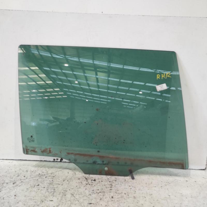 door window rear right