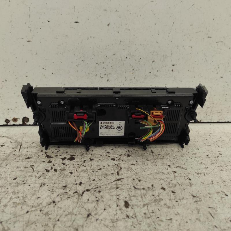 heater/aircon controls