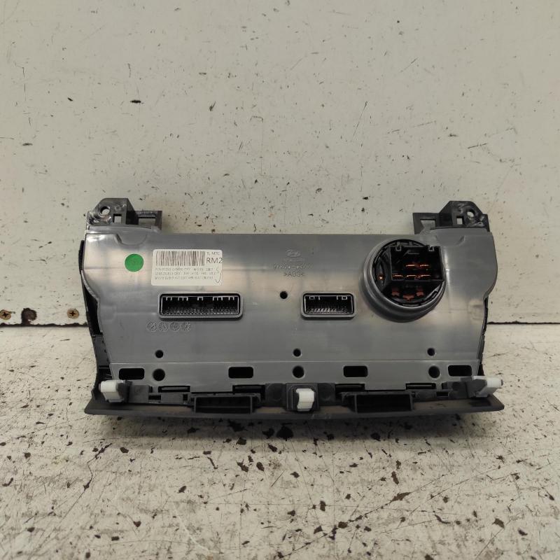 heater/aircon controls