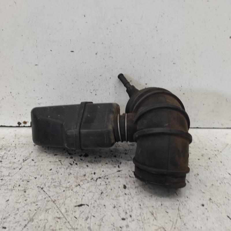 air cleaner duct/hose