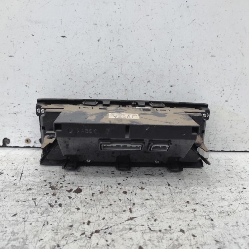 heater/aircon controls