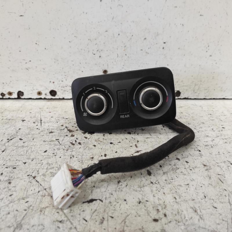 heater/aircon controls