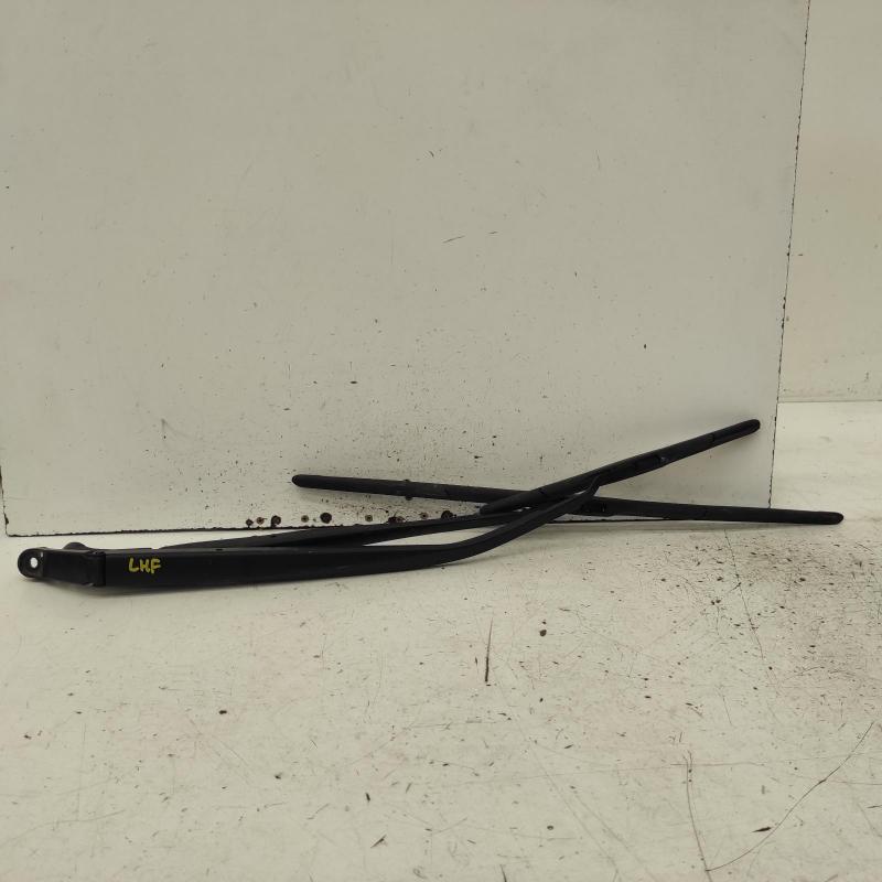 wiper arm