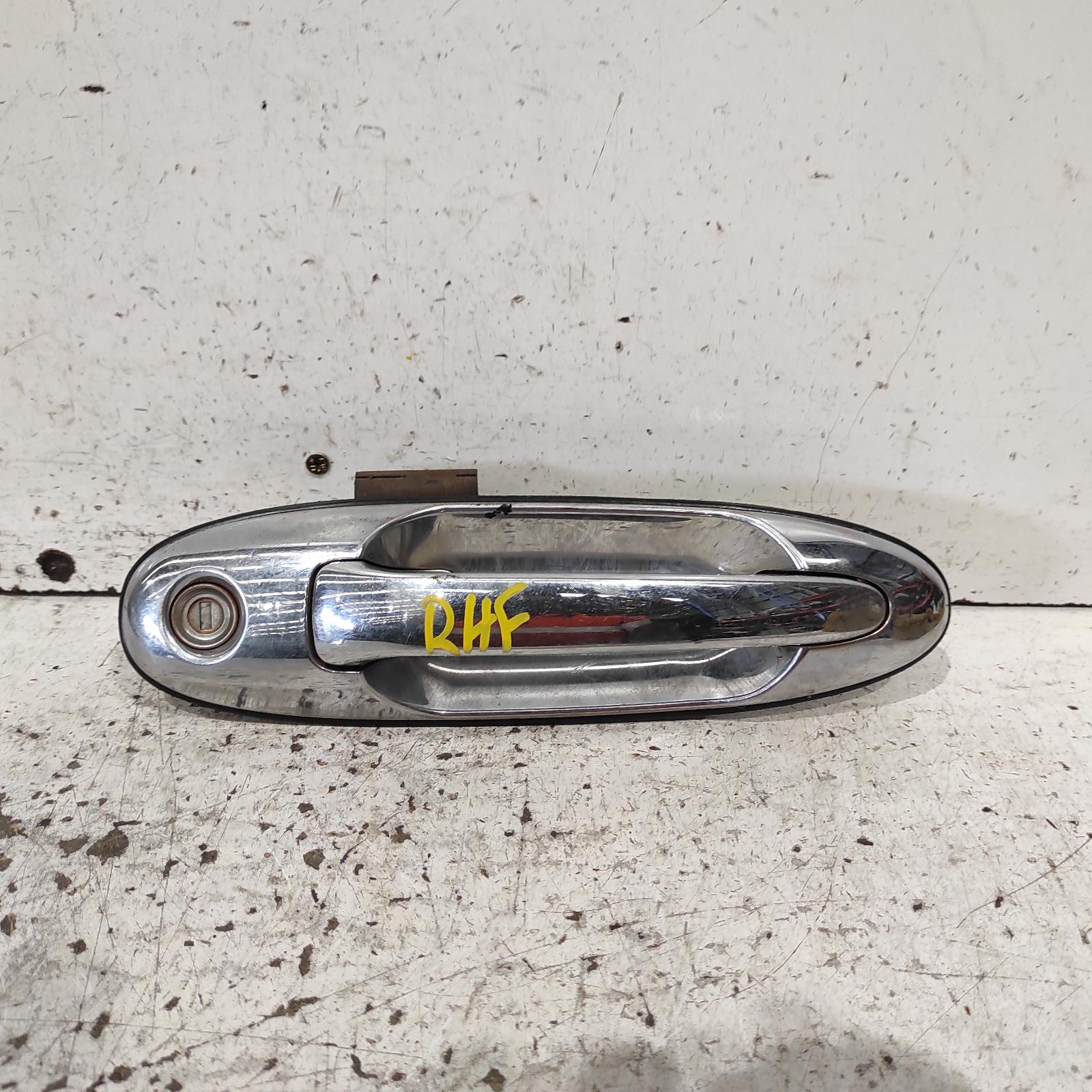 Landcruiser Door Handle 1998-2007 100 series,outer,rh front,chrome,01/98-10/07 00021772 #674049