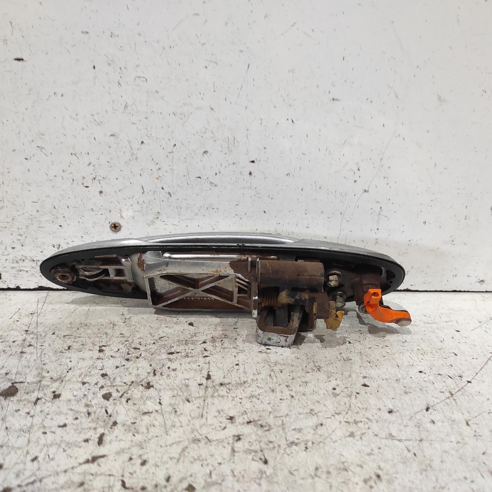 Landcruiser Door Handle 1998-2007 100 series,outer,rh front,chrome,01/98-10/07 00021772 #674049