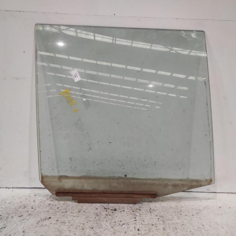 door window rear right