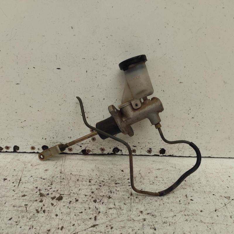 clutch master cylinder