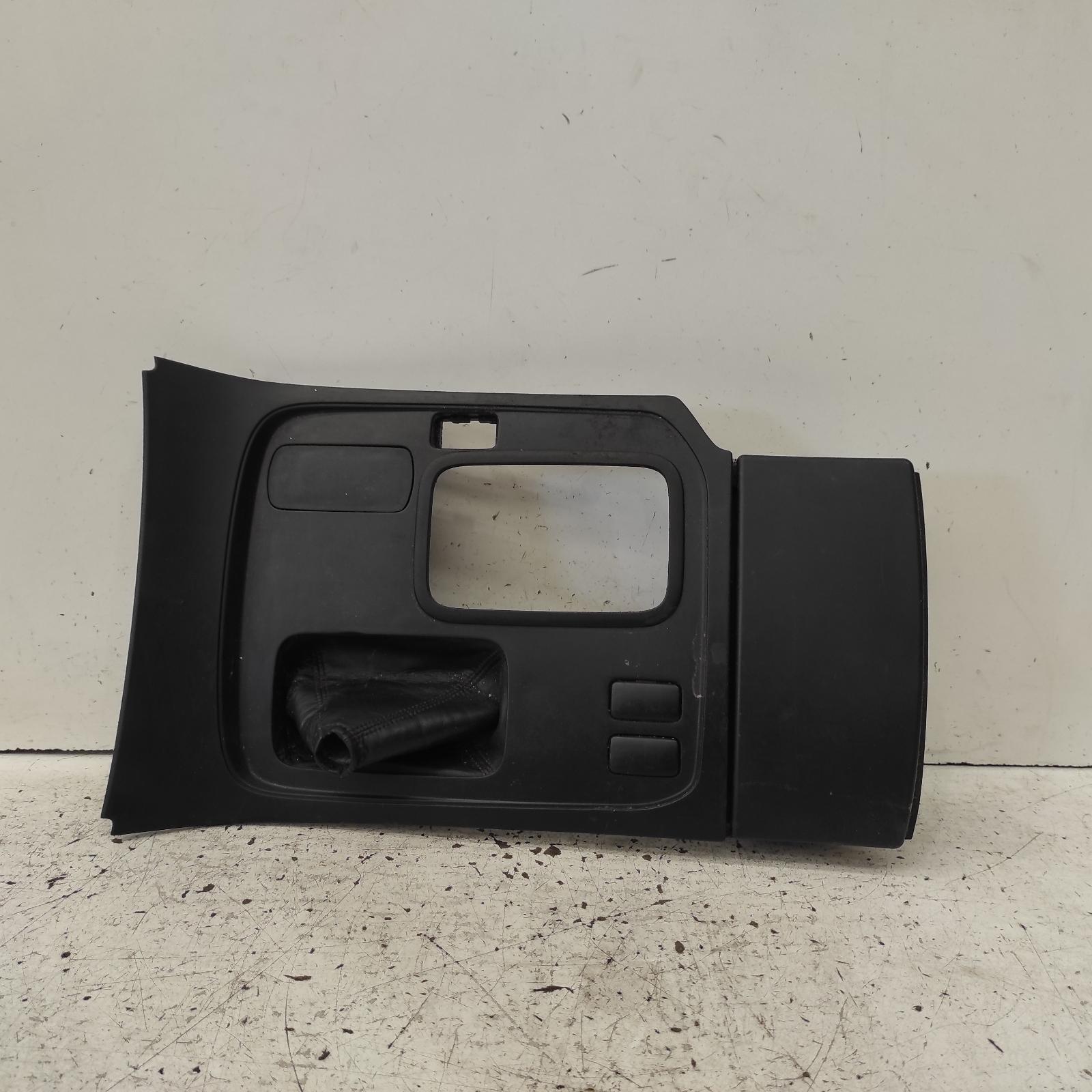 Landcruiser Console 1998-2007 100 series,auto t/m type,01/98-10/07 00021783 #673933
