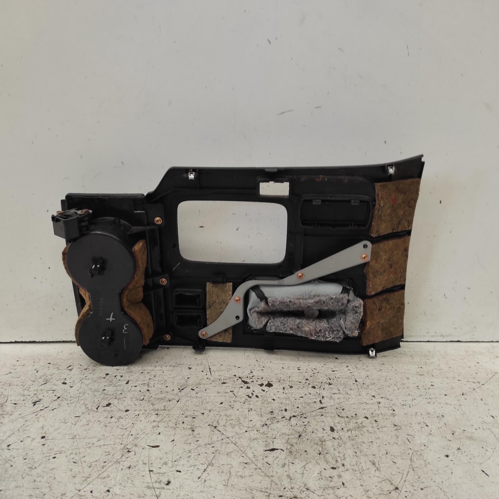 Landcruiser Console 1998-2007 100 series,auto t/m type,01/98-10/07 00021783 #673933