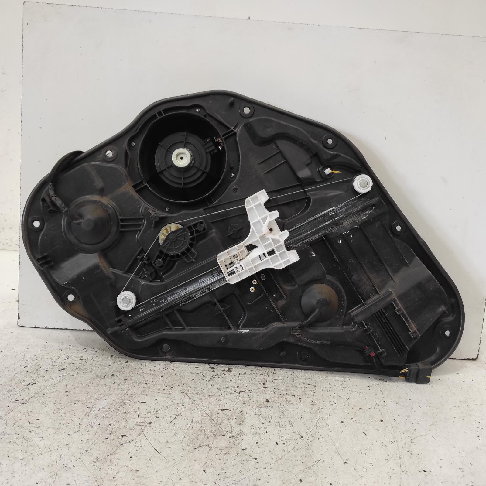 I30 Window Regulator/motor Rear Left 2012-2017 gd,hatch,door reg assy (reg and motor),(motor-2 pin),03/12-04/17 00021788 #674191