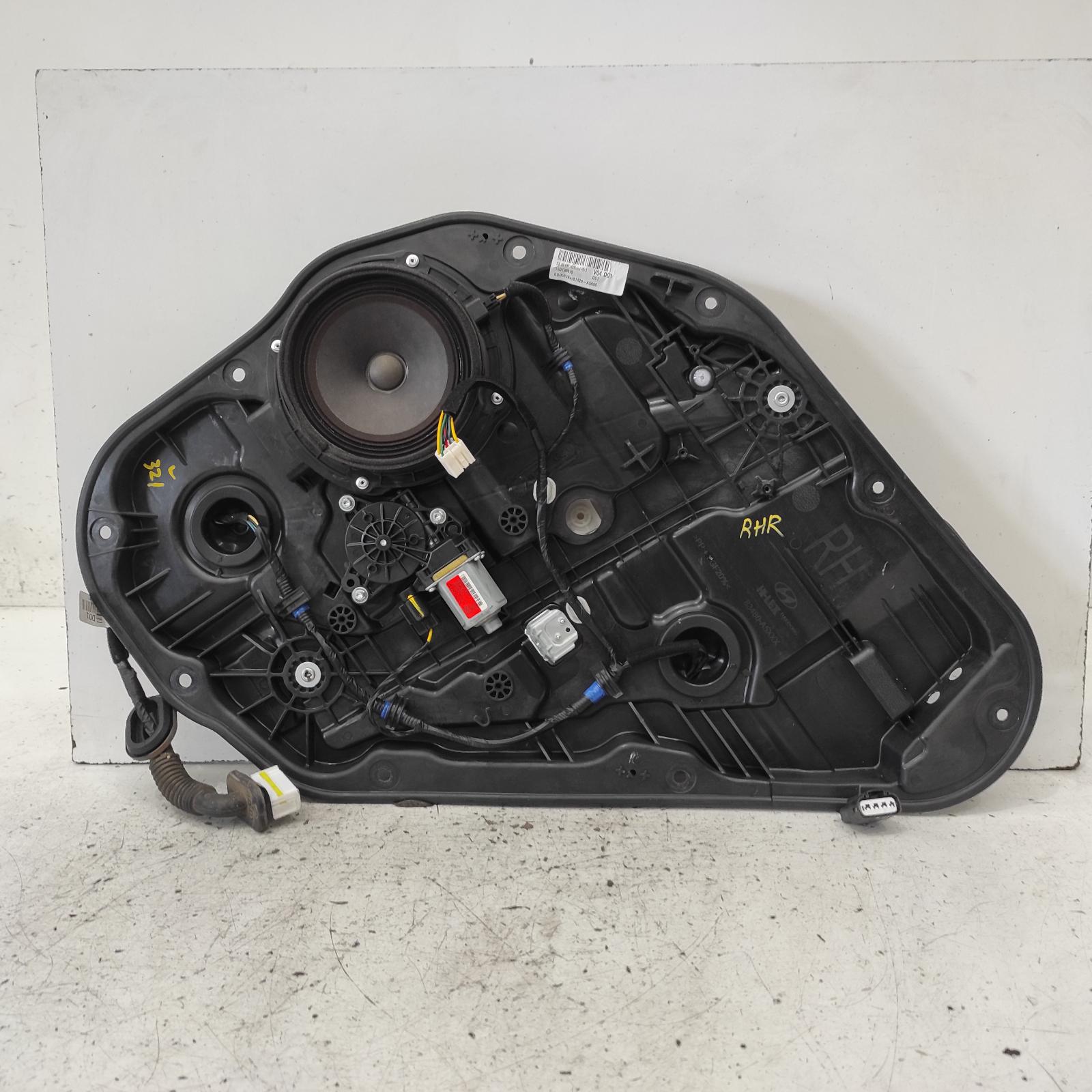 I30 Window Regulator/motor Rear Right 2012-2017 gd,hatch,door reg assy (reg and motor),(motor-2 pin),03/12-04/17 00021788 #674189