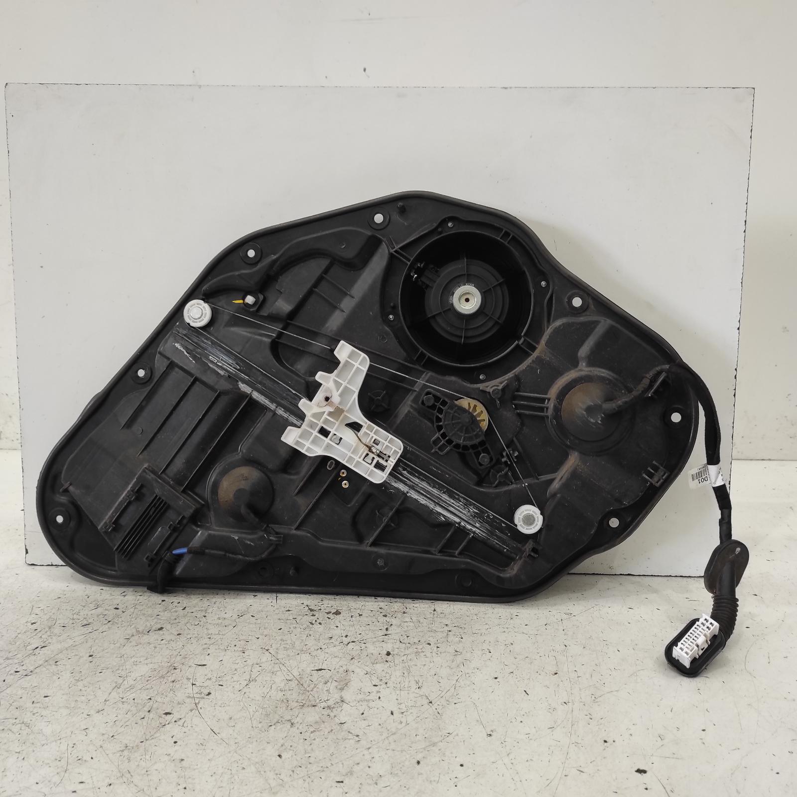I30 Window Regulator/motor Rear Right 2012-2017 gd,hatch,door reg assy (reg and motor),(motor-2 pin),03/12-04/17 00021788 #674189
